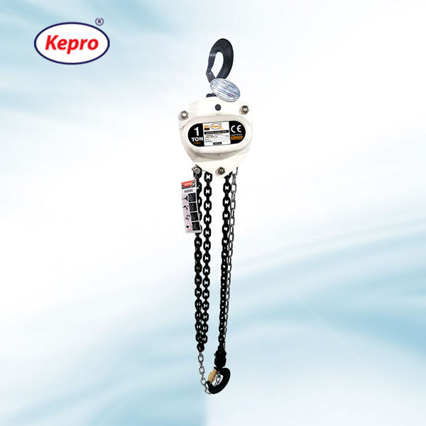 Electric chain hoist in use